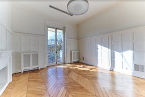 Apartment for Rent - Paris 8th Near Triangle d'Or - Ideal Showroom / Office - Image 6