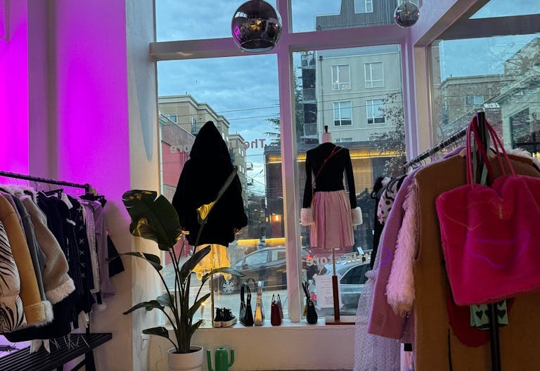 Capitol Hill Retail store share space - Image 2