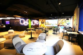 Pop-Up Store for Rent - Louvre Museum - Image 7