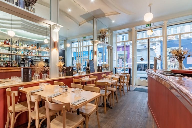 Restaurant � Paris... pr�s de la Madeleine, de l'Op�ra et des Grands Boulevards! - Image 0