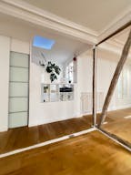 Splendid showroom rue Saint Honoré - Place Vendôme, in the heart of Paris fashion & culture district. - Image 5