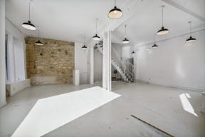 Pretty Boutique in Le Marais - Image 2