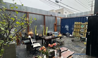 Luxurious Storefront on Melrose Ave - Image 6