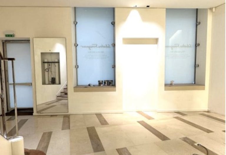 Boutique premium dans le quartier St Germain - Image 2