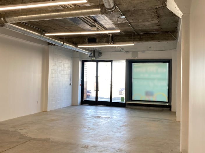 New Boutique Space in the Wharf - Image 1