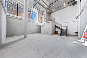 Prime Williamsburg (Kent Avenue-Domino Park) Pop-up Store/ Art Gallery - Image 2