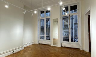 Rue Cambon 200 m2 newly renovated showroom perfect for Fashion Week - Image 1