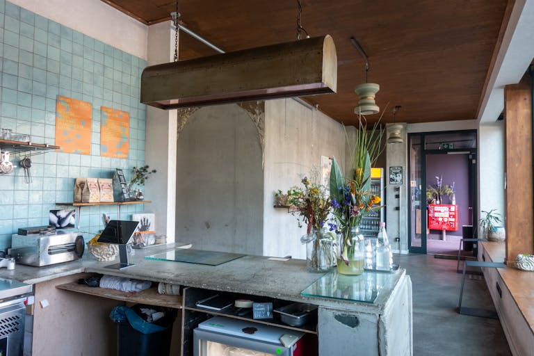 Dynamic Art Gallery & Pop-up Venue in Kreuzberg/Neukölln - Image 1