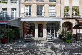 Prestigious Gallery - Centre Georges Pompidou - Image 0