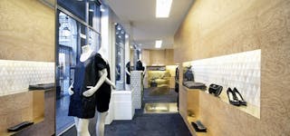 Stunning Shop of 204m2 - Jardins du Palais Royal Paris - Image 4