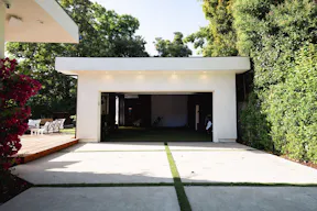 Fully Supported State-of-the-Art Creative Incubator In Los Angeles - Image 7