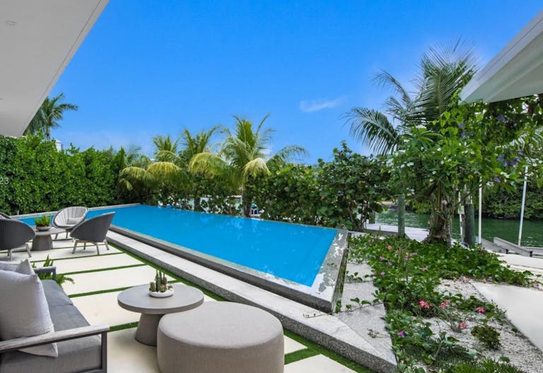 Living with the Nature at the most Luxury Style in Miami Beach - Image 2