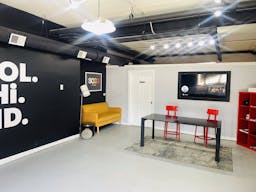 Multi Purpose Space in the Heart of the City - Image 3