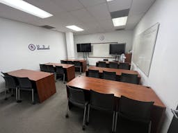 Spacious , quiet and clean room 124 at University of San Jose - Image 15