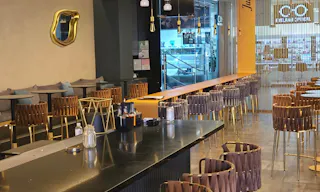 Full service restaurant and bar available for daily or weekly events - Image 0