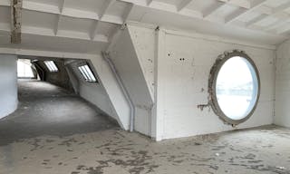 Cured Atypical Building for Rent - Nice Volume - Paris Le Marais - Image 3