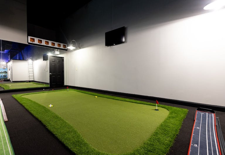 Indoor Sports Center/Bar & Event Venue - Image 4