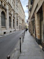 Boutique white box dans le coeur du Marais - Image 10