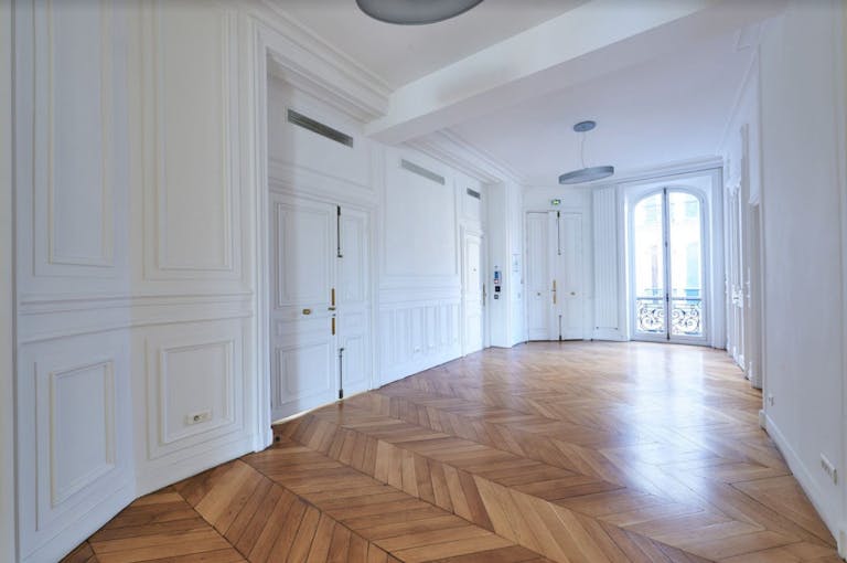 Apartment for Rent - Paris 8th Near Triangle d'Or - Ideal Showroom / Office - Image 4