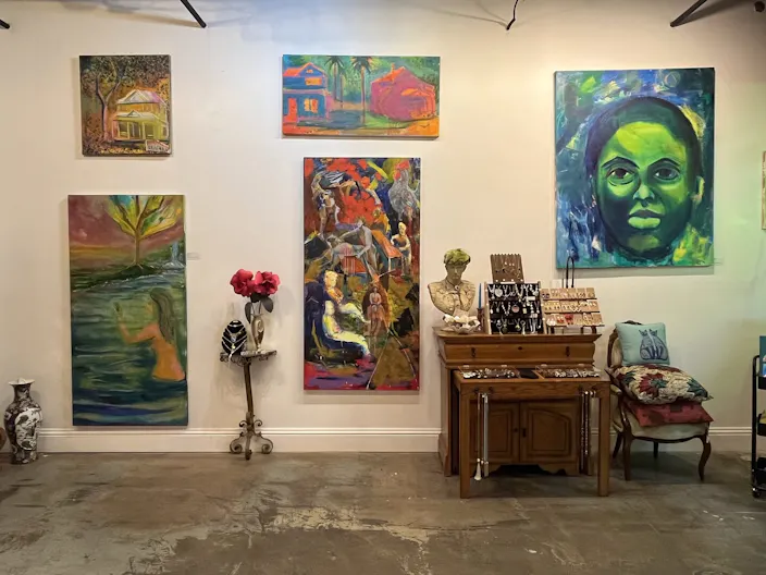 Stunning Gallery Studio/Creative Space in Historic Ybor City/Tampa - Image 4