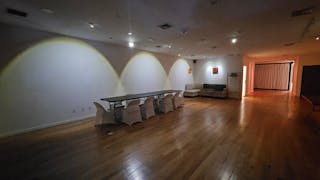 Entire Floor in SOHO with 2 extra rooms! - Image 40