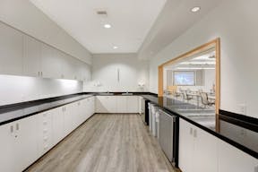 Multi-Purpose Conference Room in Aliso Viejo Office Complex - Image 0