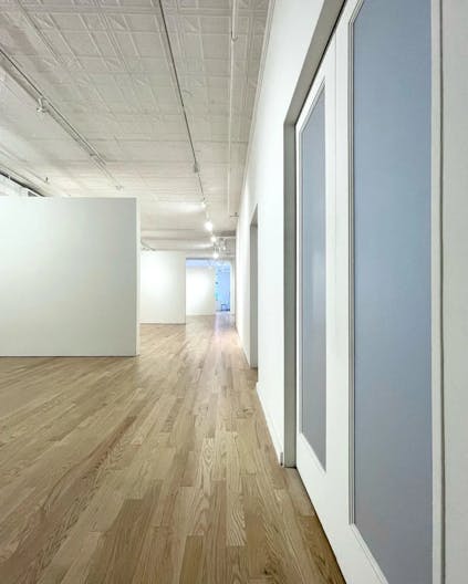 Unique Ground Floor Loft in Manhattan - Image 3