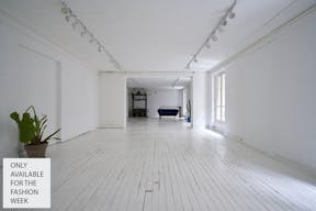 Beautiful Art Gallery - Image 1