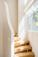 Charming showroom in le Marais - Image 11