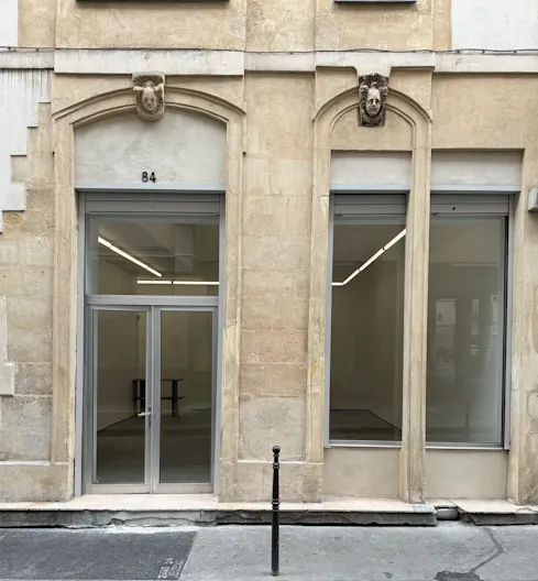 Parfait espace sur rue très passante pour show-room / pop-up pour fashion week / Perfect pop-up or show-room in Paris on street - Paris Marais centre - Image 0