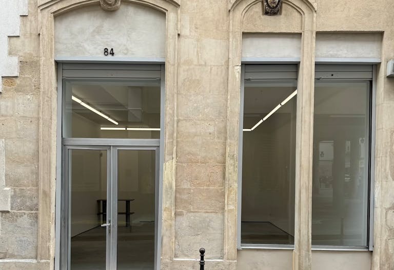 Parfait espace sur rue très passante pour show-room / pop-up pour fashion week / Perfect pop-up or show-room in Paris on street - Paris Marais centre - Image 0