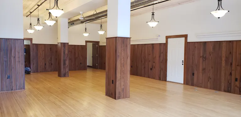 Charming Commercial Space in Historic Alma on the Great River Road - Image 2