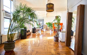 Spacious Chelsea Art Loft - Image 0