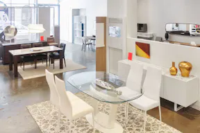 Modern SoHo Pop-Up Space - Image 3