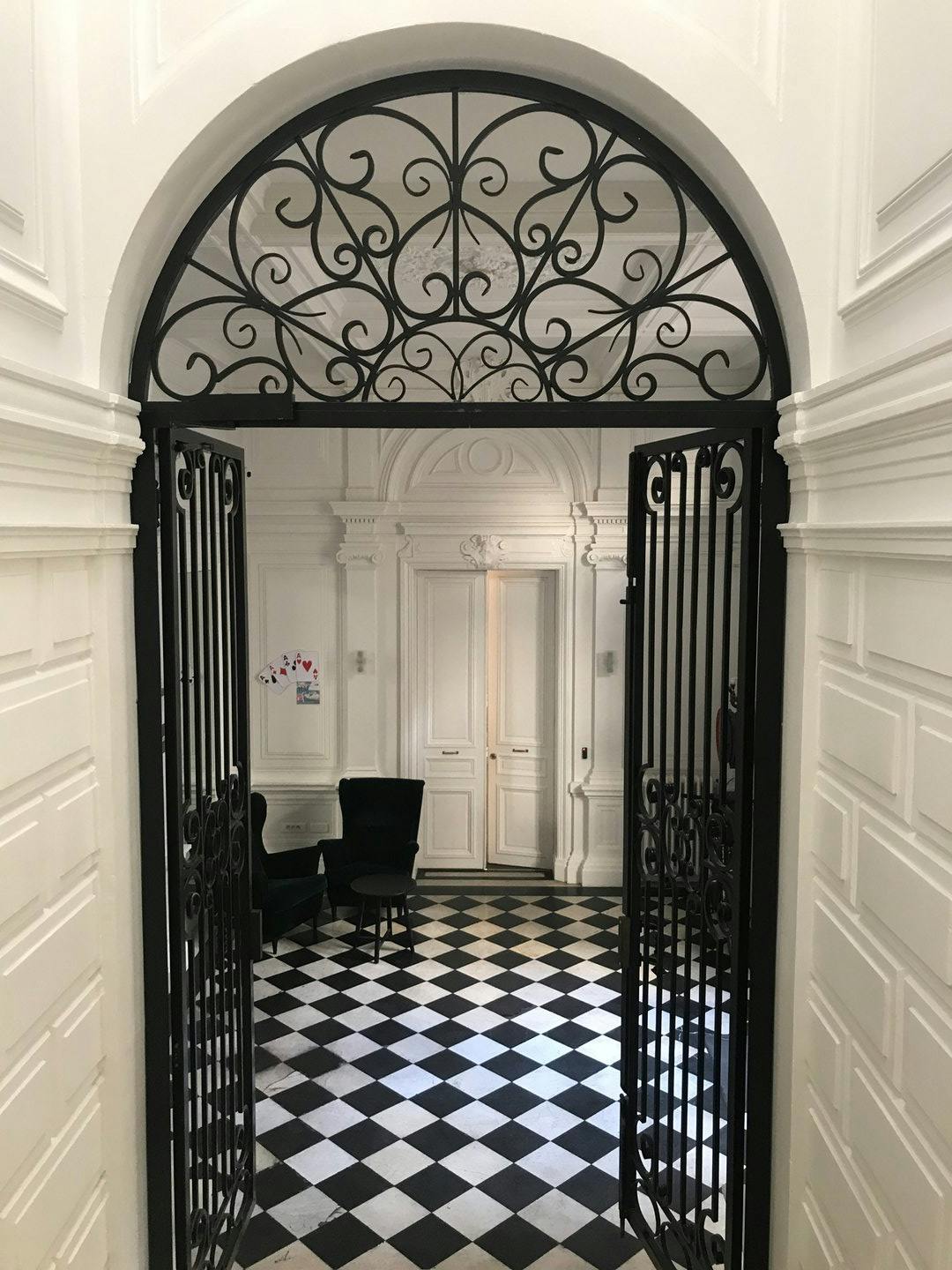 Private Mansion near Saint-Lazare