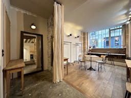 Galerie atelier d’artiste dans le Marais - Image 3