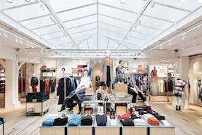 Amazing Boutique - Prime Location - Le Marais - Image 1