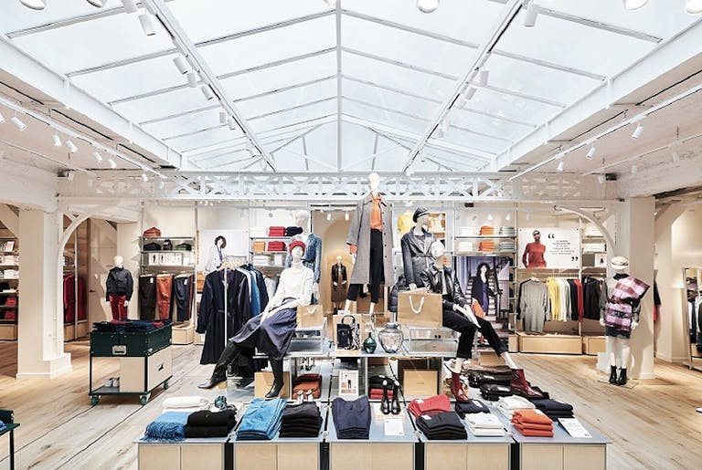 Amazing Boutique - Prime Location - Le Marais - Image 1