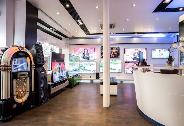 Premium Boutique in the 16th district - Image 2