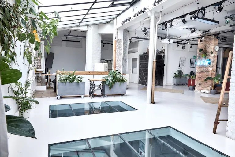 Loft de 360m2 - Image 0