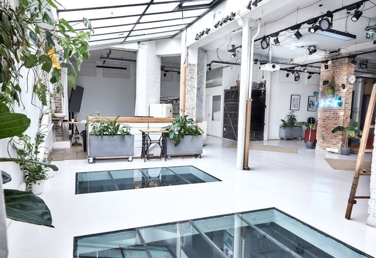 Loft de 360m2 - Image 0