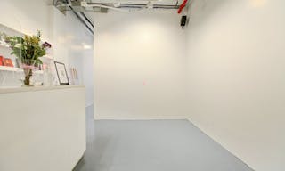 Street Level Contemporary Gallery in Chelsea - Image 5