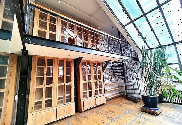 Loft Space in Chelsea - Image 1