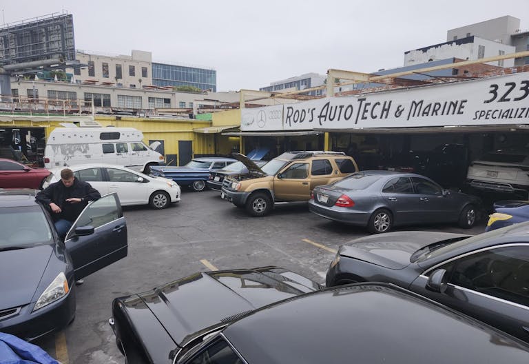 Auto Repair Shop In Hollywood - Image 0