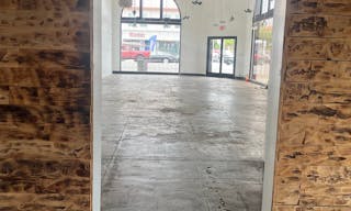 Bright Creative Content Studio on Melrose Ave - Image 2