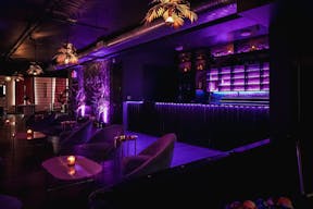 Upscale Loft in Flatiron with Sound System, Custom Lighting, Pool Table & Staff Provided - Image 1