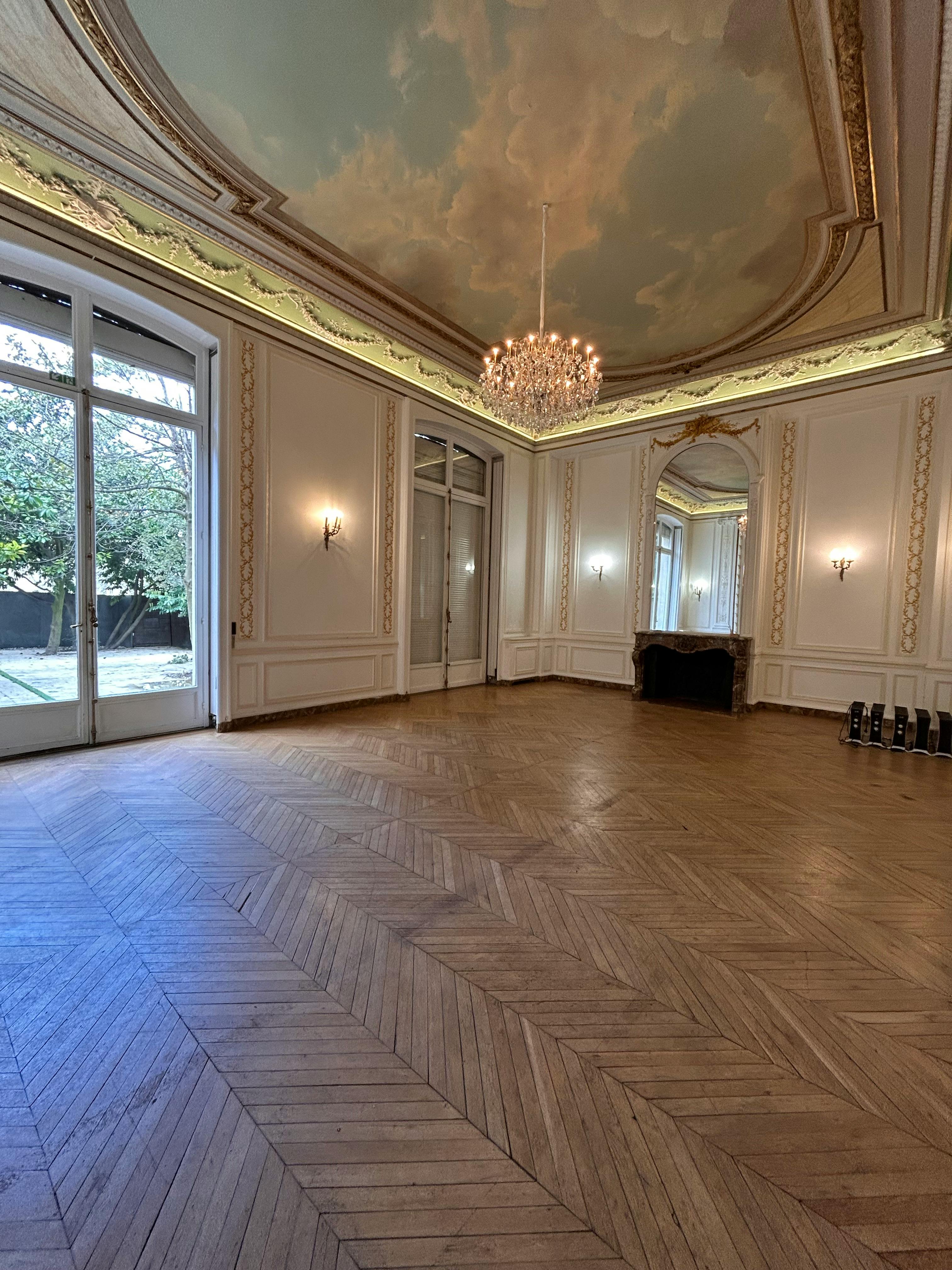 Private Mansion with Garden on Rue de Monceau, Paris