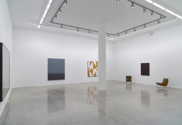 Sleek Viewing Room in Long Island City - Image 0