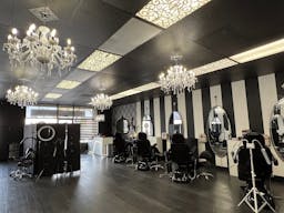 Unique Stylish Upscale Salon In Torrance - Image 0