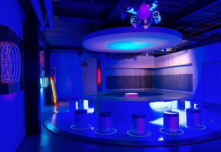 Lieu insolite autour de l'art Lumino-cinétique - Image 2
